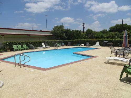 Ramada Park Central Hotel