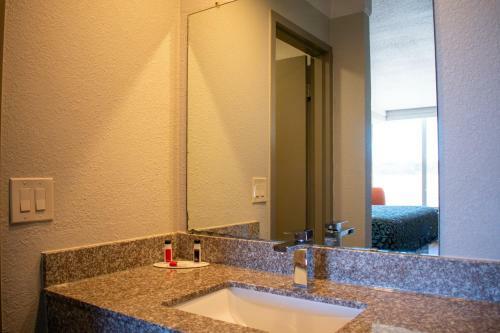 Motel Days Inn Hillsboro