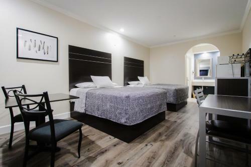 Hotel Scottish Inn & Suites Willowbrook