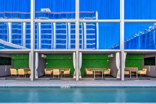 Crowne Plaza Hotel Northwest Brookhollow