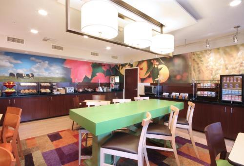Hotel Fairfield Inn By Marriott Las Colinas
