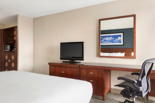 Hotel Doubletree By Hilton Dfw Airport North