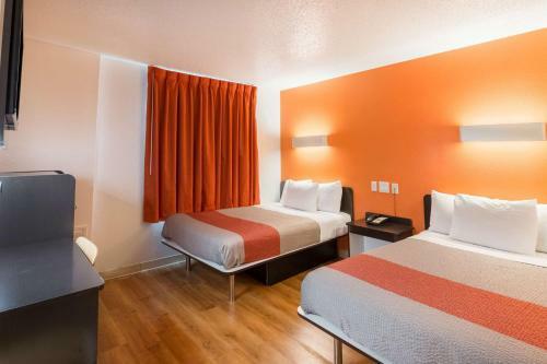 Motel 6 Dallas - Fort Worth Airport North