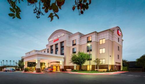 Hotel Springhill Suites Laredo