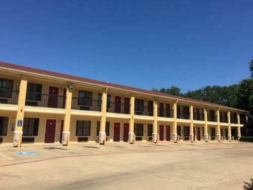 Motel Executive Inn And Suites Longview