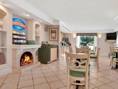 Motel Baymont Inn And Suites Longview