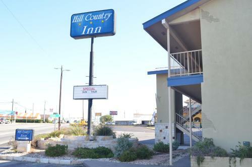 Motel Hill Country Inn