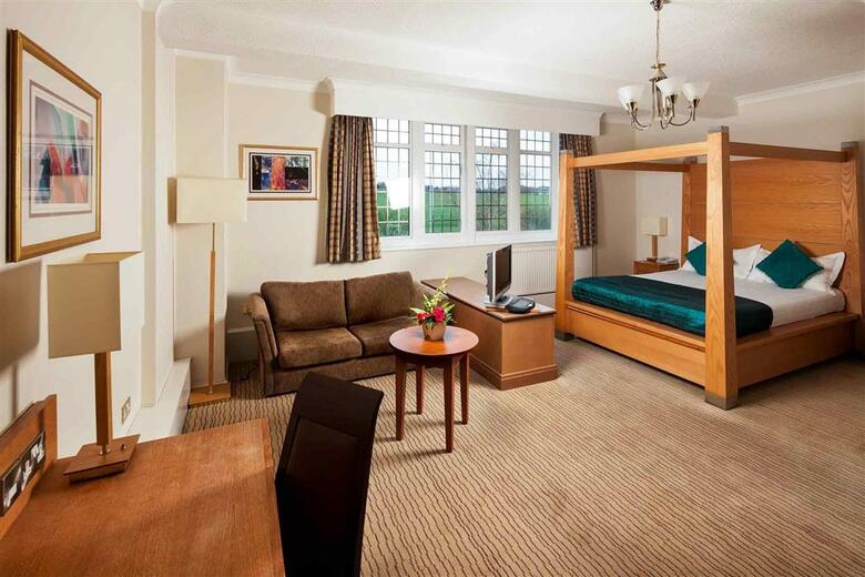 Hotel Mercure Leeds Parkway