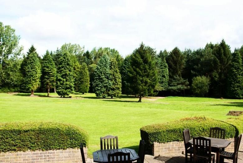 Hotel Mercure Leeds Parkway