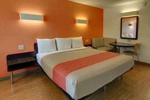 Motel 6 Mount Pleasant, Tx