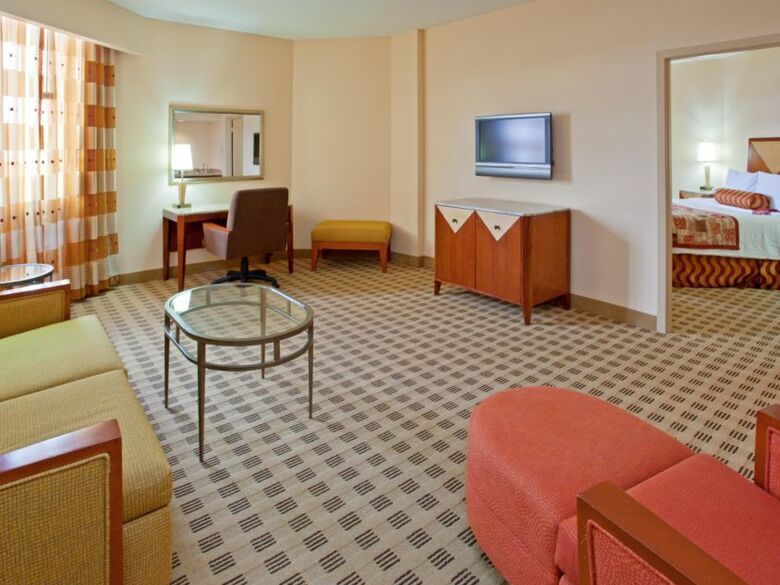 Crowne Plaza Hotel Houston River Oaks