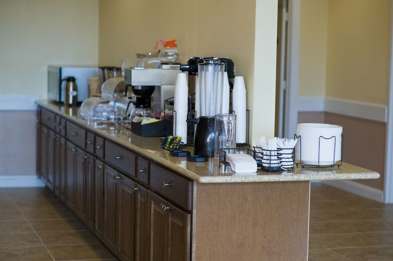 Motel Express Inn & Suites