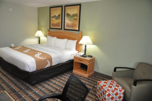 Hotel Quality Inn & Suites Plano
