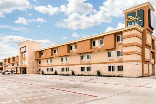 Hotel Quality Inn & Suites Plano