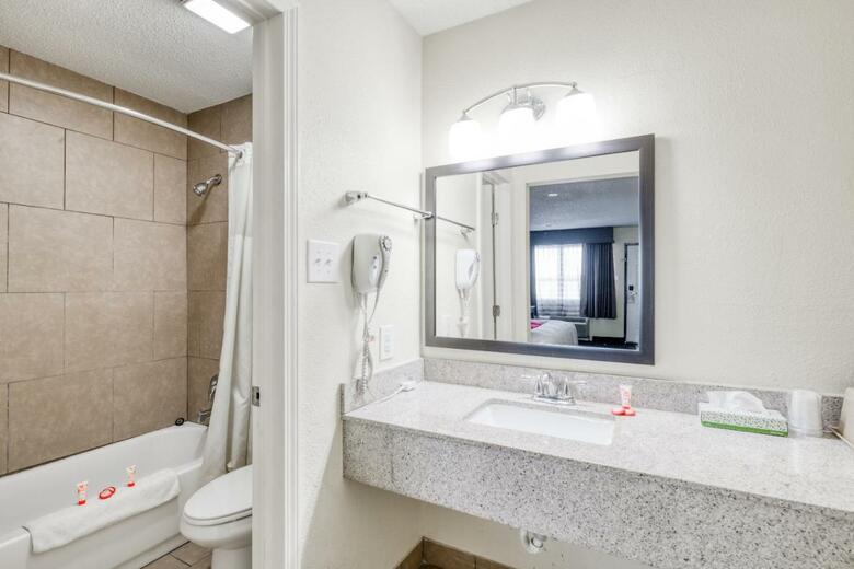 Motel Regency Inn And Suites Rosenberg