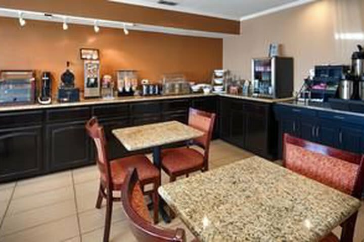 Hotel Best Western Snyder Inn