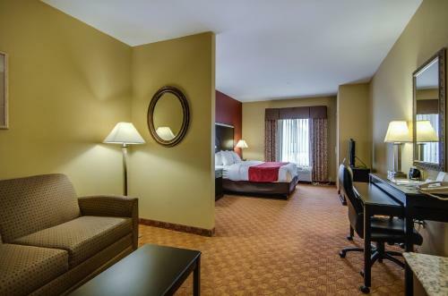 Hotel Comfort Suites Spring
