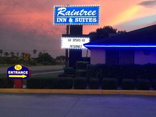 Motel Raintree Inn And Suites