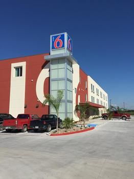 Hotel Motel 6 Weslaco
