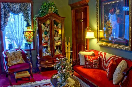 Bed & Breakfast Big Yellow Inn