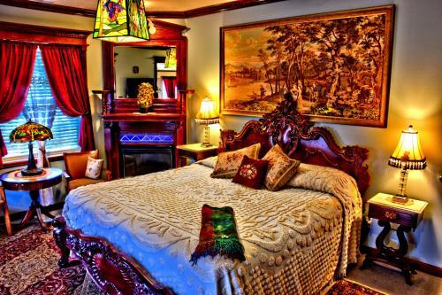 Bed & Breakfast Big Yellow Inn