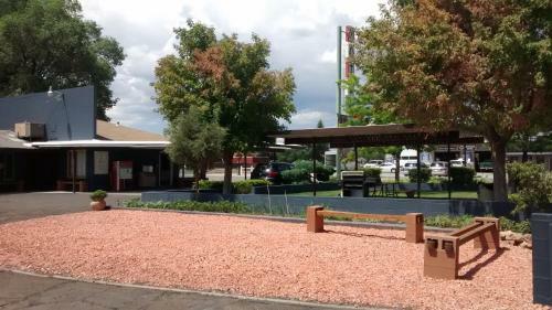 Adobe Sands Motel