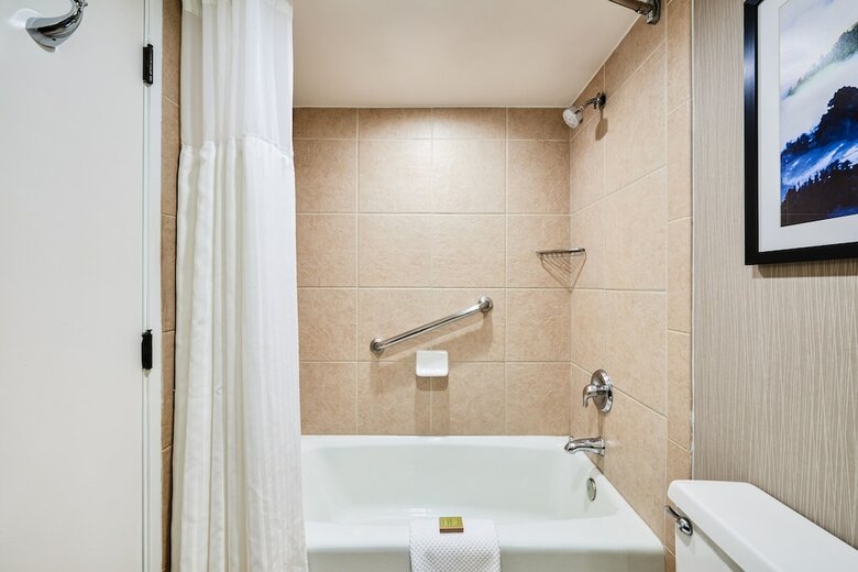 Hotel Doubletree By Hilton Salt Lake City Airport