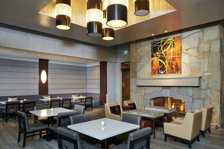 Hotel Doubletree By Hilton Salt Lake City Airport