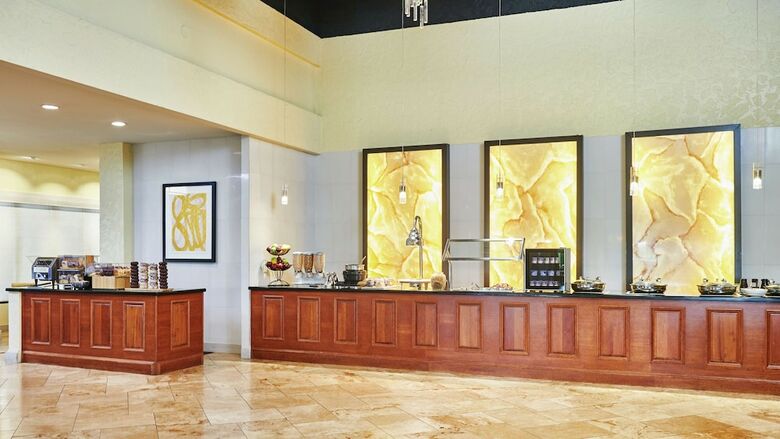 Hotel Doubletree By Hilton Salt Lake City Airport