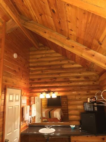 Lodge Bryce Canyon Log Cabins