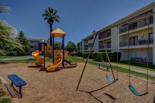 Las Palmas Villa 1216
