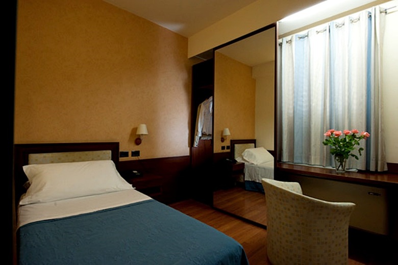 Hotel * Montreal