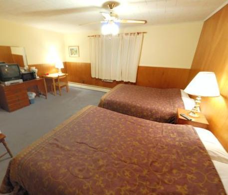 Motel The Riverside Inn