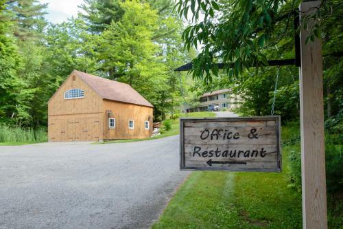 Posada Hob Knob Inn & Restaurant