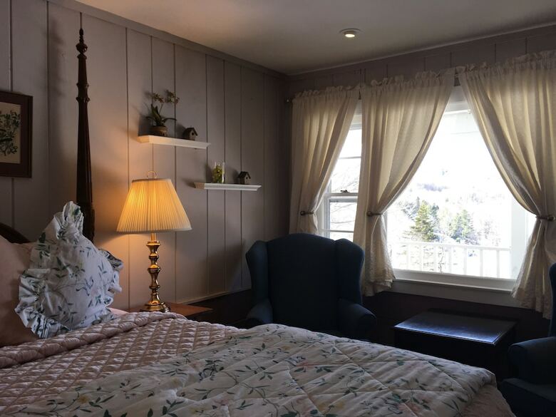 Posada Deerhill Inn