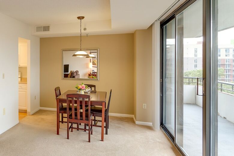 Apartamentos Oakwood Arlington