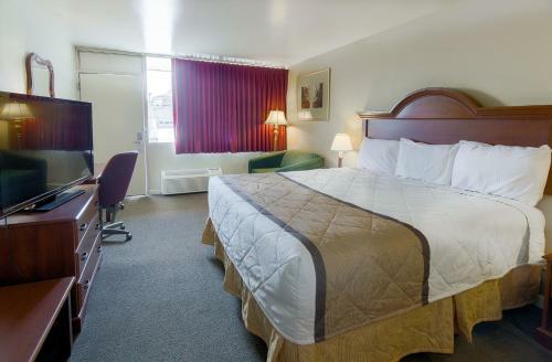 Motel Hill City Inn