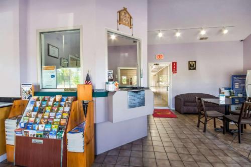 Hotel Econo Lodge Little Creek