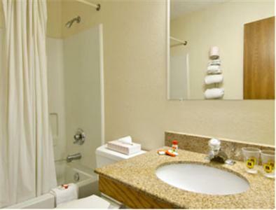 Motel Premier Inn & Suites