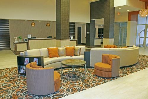 Hotel Doubletree By Hilton Norfolk Airport