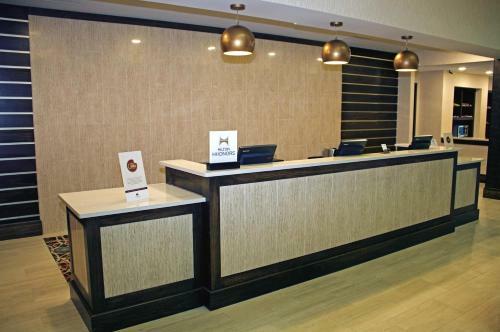 Hotel Doubletree By Hilton Norfolk Airport