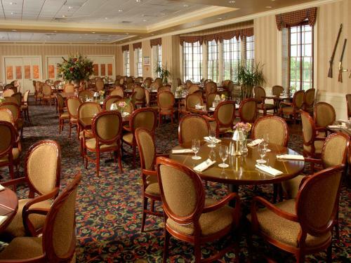 Virginia Crossings Hotel, Tapestry Collection By Hilton