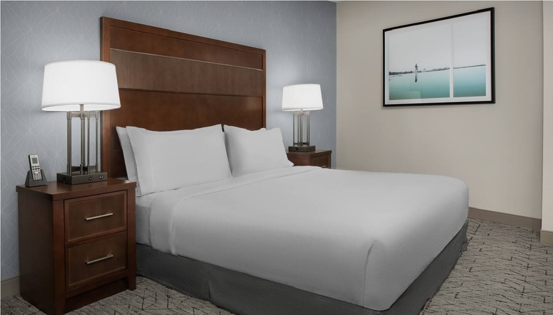 Hotel Embassy Suites Springfield