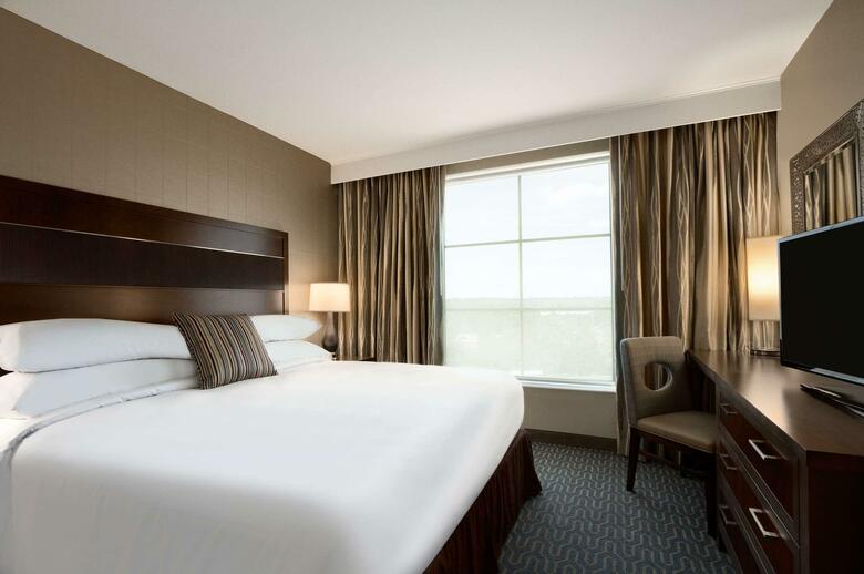 Hotel Embassy Suites Springfield