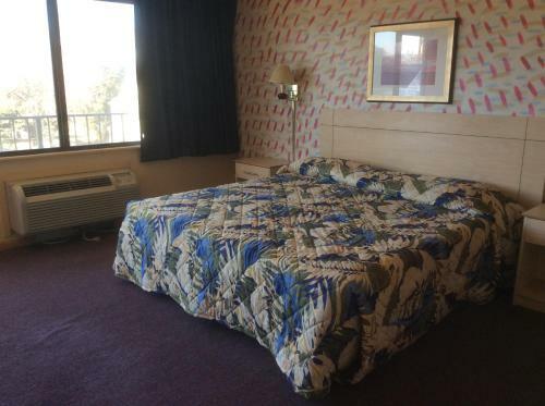 Posada Macthrift Motor Inn