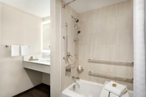 Hotel Doubletree By Hilton Mclean Tysons