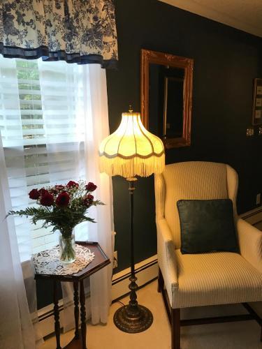 Bed & Breakfast A Williamsburg White House Inn