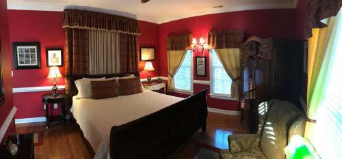 Bed & Breakfast A Williamsburg White House Inn