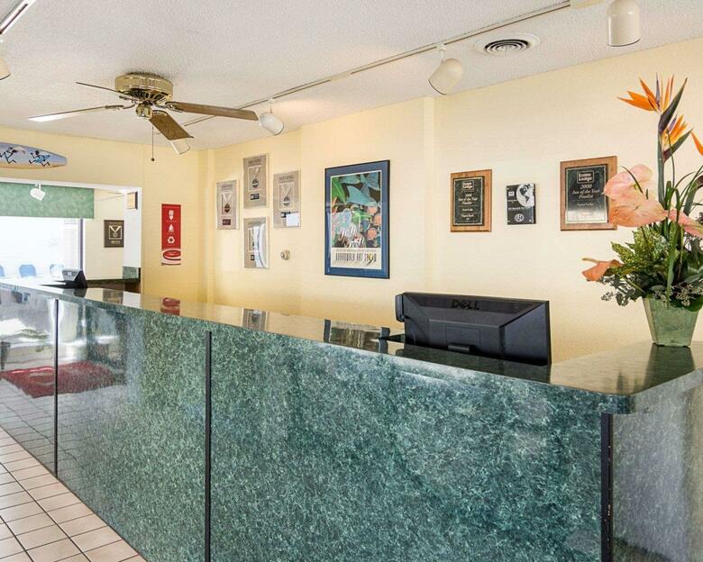 Ocean27 Hotel