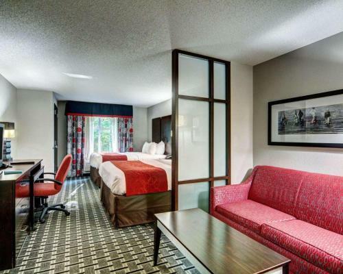 Hotel Comfort Suites Williamsburg Historic Area